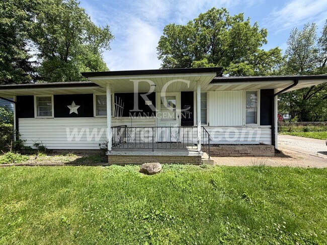 Building Photo - 919 Martin-