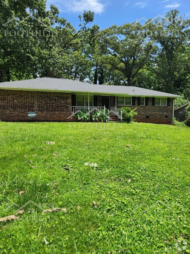 Building Photo - 205 Clarke Stream Dr Rental
