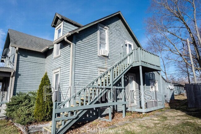 Photo - 156 W Main St Unidad Apt C