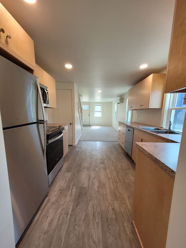 Photo - 55 N Church St Unidad 4