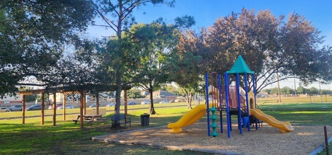 Building Photo - Park On Burke Rental