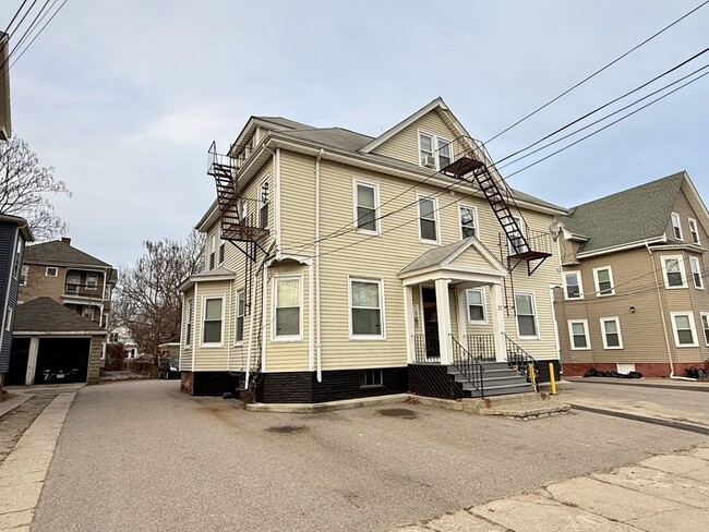 Photo - 29 John St Unit 8