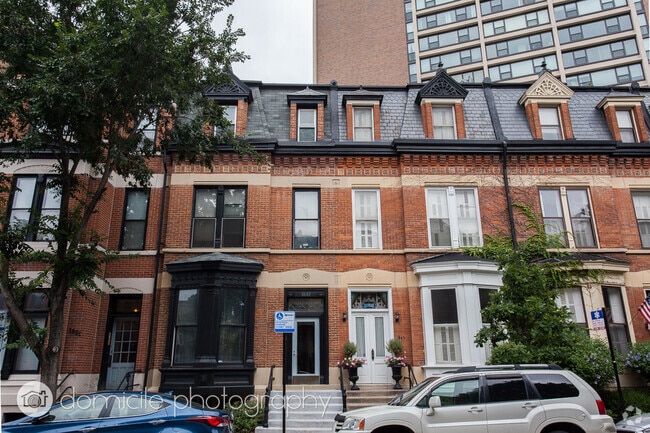 Building Photo - 1849 N Lincoln Ave Unit 3 Rental