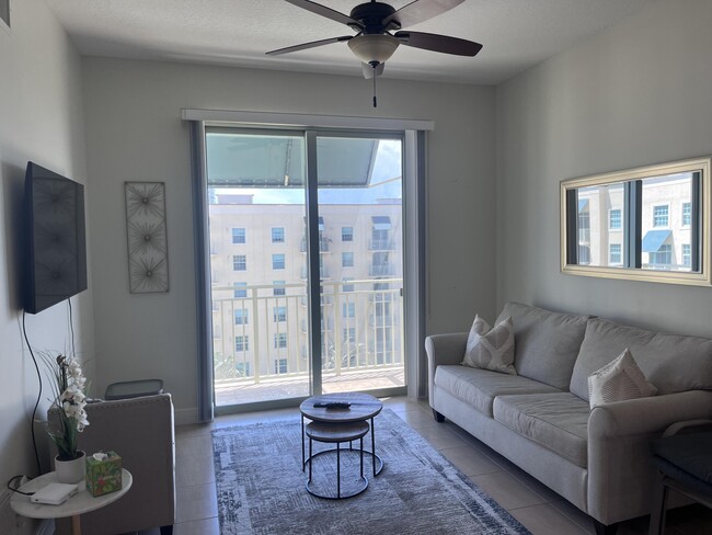 Photo - 610 Clematis St Unit 807