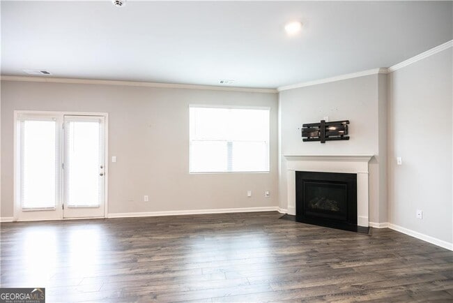 Photo - 4377 Montberry Ln