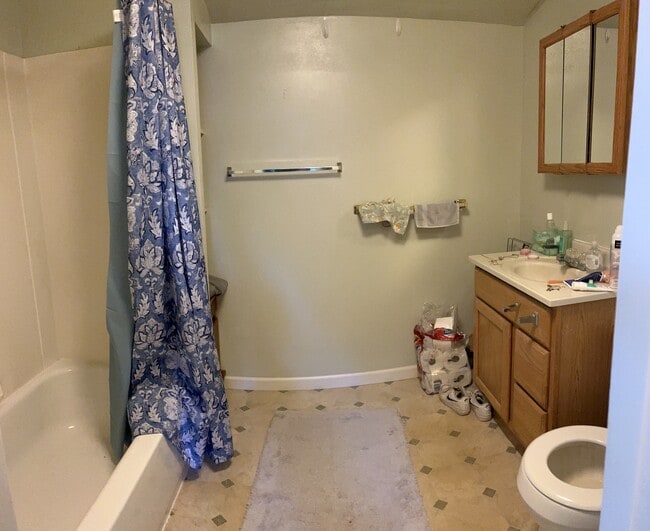 Photo - 1237 E Johnson St Unidad 1237