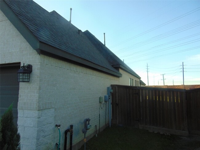 Photo - 24978 Tidmor Ln