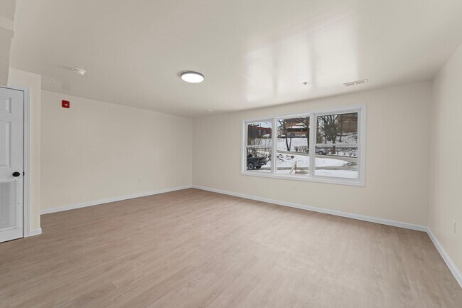 Photo - 2616 Shawhan Ave Unidad 2