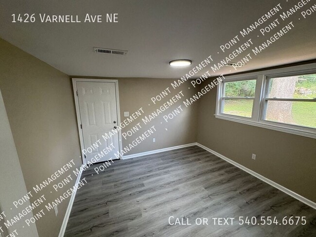 Photo - 1426 Varnell Ave NE
