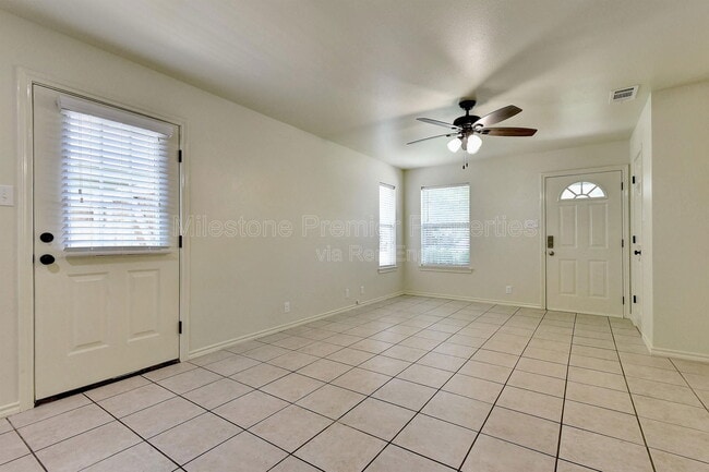 Photo - 1019 Rice St