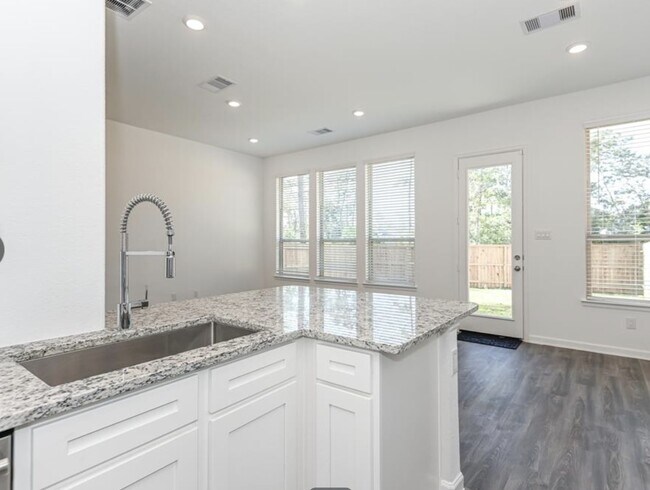 530 Dry Fork Ln