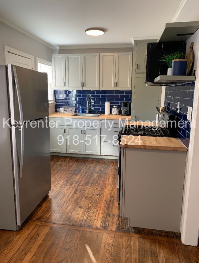 Photo - 2022 E 12th St Unit 3
