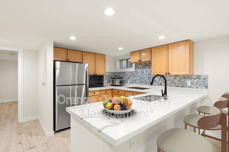 Photo - 7727 Jones Avenue Northwest