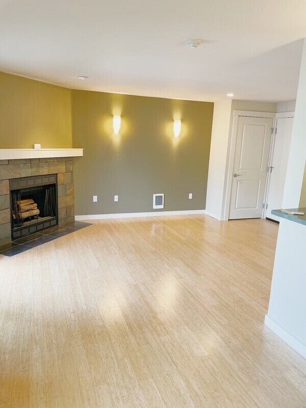Photo - 15132 NE 82nd St Unit Apt #203