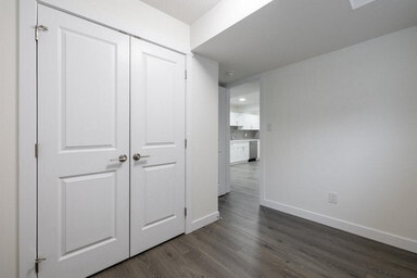 Photo - 9811-9107 107 Ave