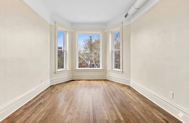 Photo - 3751 N Clifton Ave