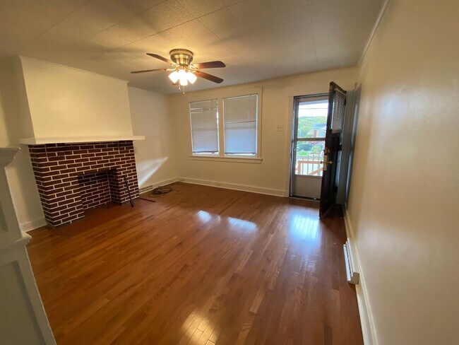 Photo - Available October 22, 2025, Lease will end...