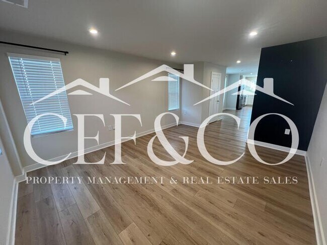 Photo - Spacious Townhome available in Spartanburg's East Side