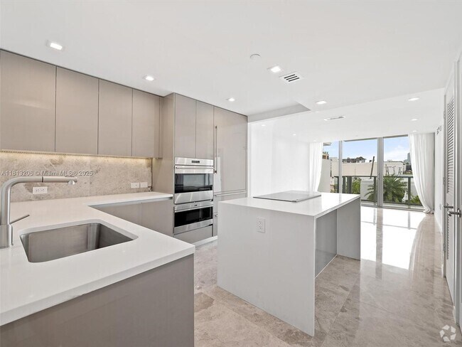 Building Photo - 1201 20th St Unit 413 Rental