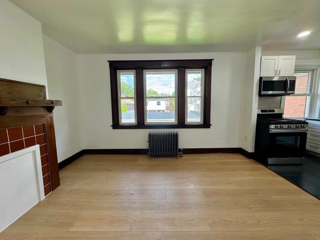 Photo - 261 Gross St