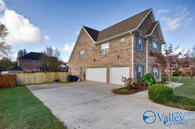 Photo - 109 Bayberry Ln