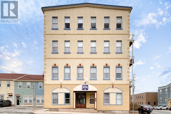 Photo - 22 Flavin St