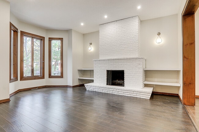 Building Photo - 190 Seaton St Unit Main