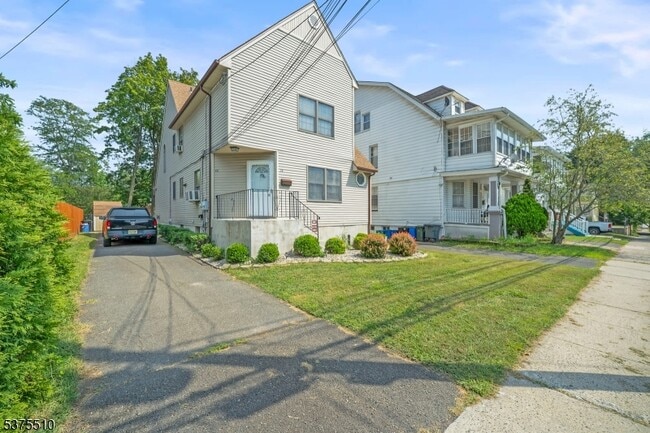 Photo - 40 N Middaugh St Townhome