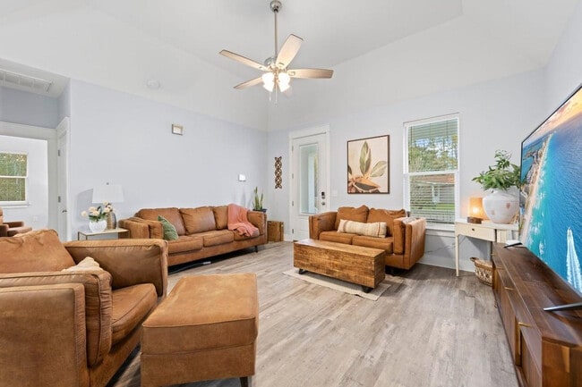 Photo - 88 Plantation Way Unit ID1447175P