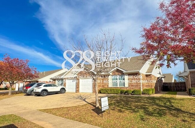 Photo - ADORABLE East Norman 3 Bed/2 Bath Duplex A...