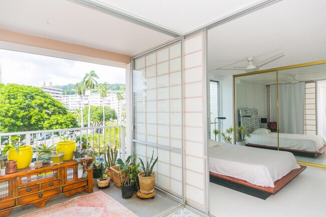 Photo - 1617 Keeaumoku St