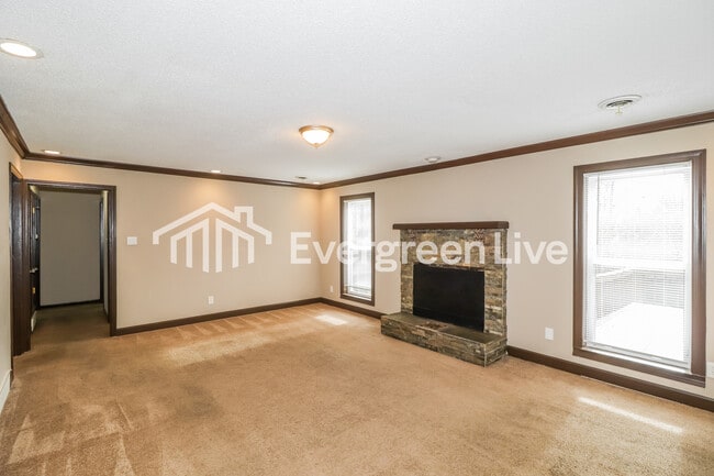 Photo - 3465 E Rolling Woods Dr