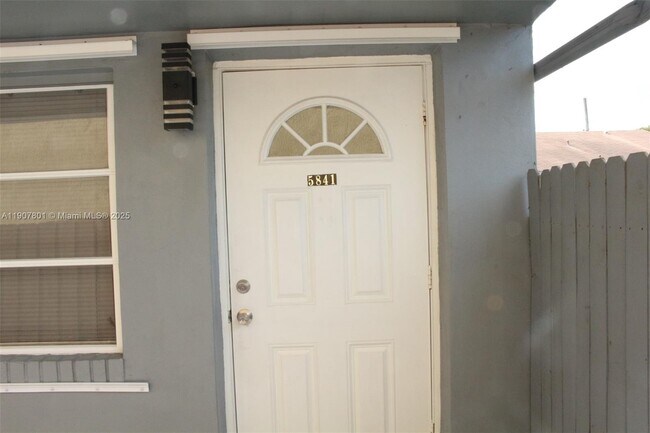 Photo - 5841 Tyler St Unit 5841