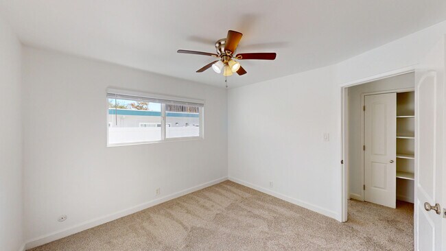 Photo - 15415 Marty Dr Unit 15