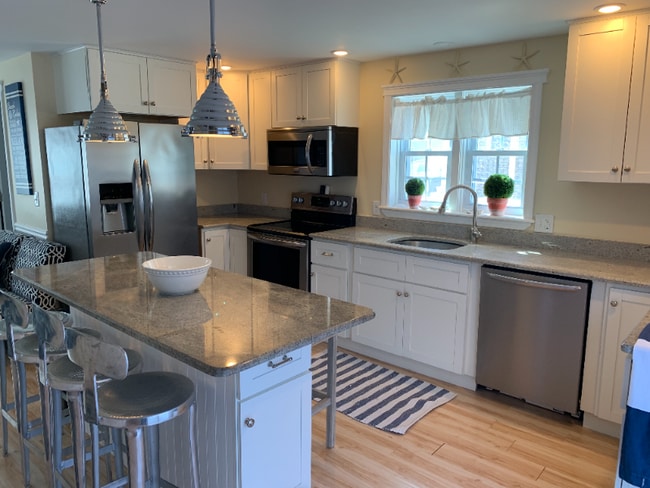 Photo - 7 Atlantic Ave