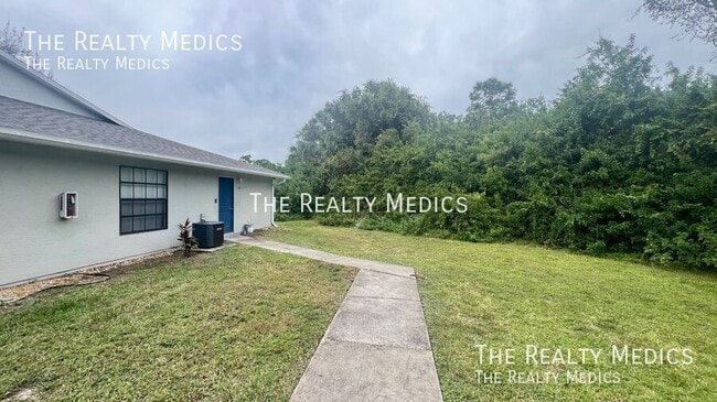 Photo - 1984 Agora Cir SE