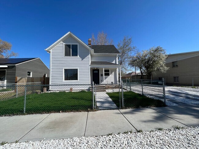 Building Photo - 343-345 E Coatsville Ave Unit 343 E Coatsville Ave #1 Rental