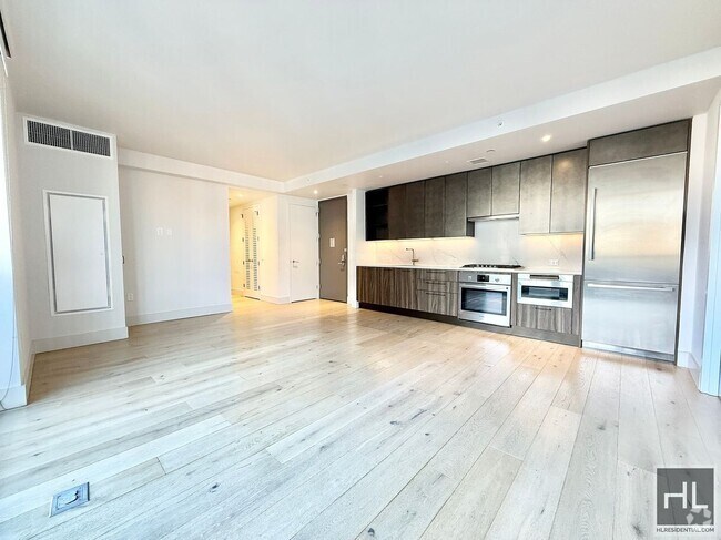 Building Photo - East 2nd Street Unit 4E Rental