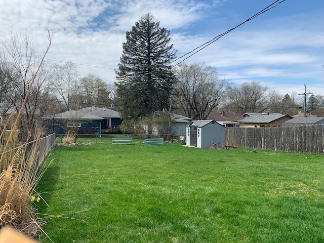 Photo - 304 James Ave