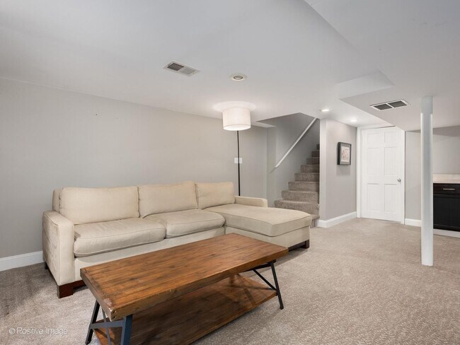 Photo - 2120 W Race Ave