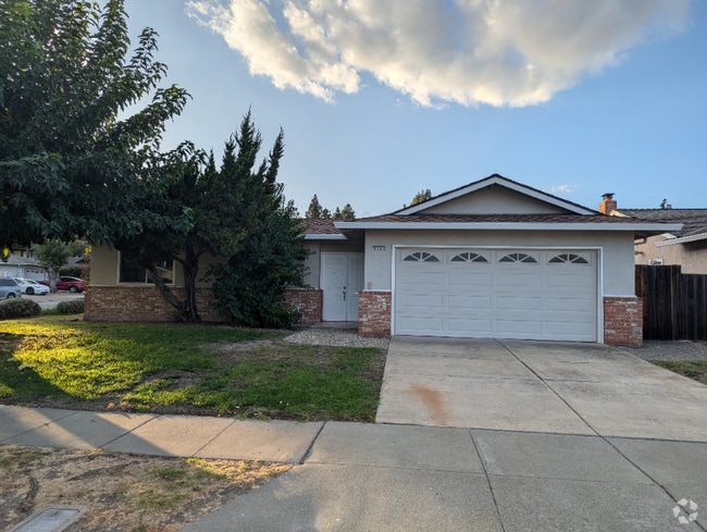 Building Photo - 4665 Montecarlo Park Ct Rental