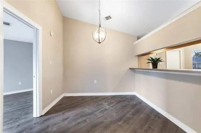 Photo - 110 Lake Village Blvd