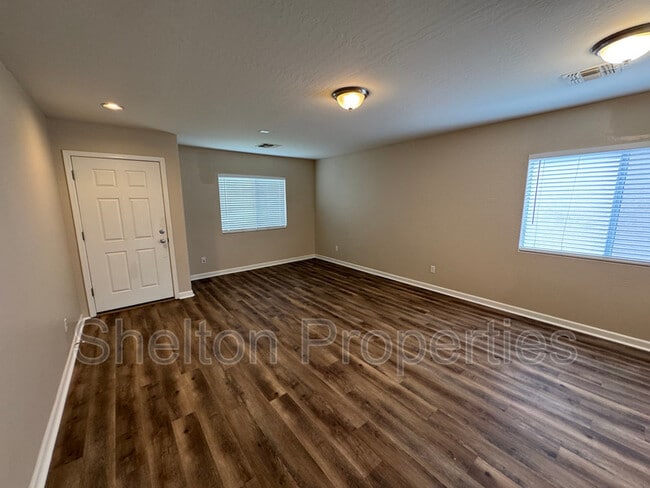 Photo - 10153 N 115th Dr