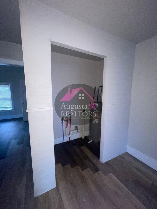 Photo - 111/113 N. Nueces Unit 113