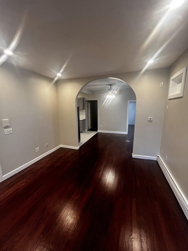 Photo - 633 37th St Unidad 1