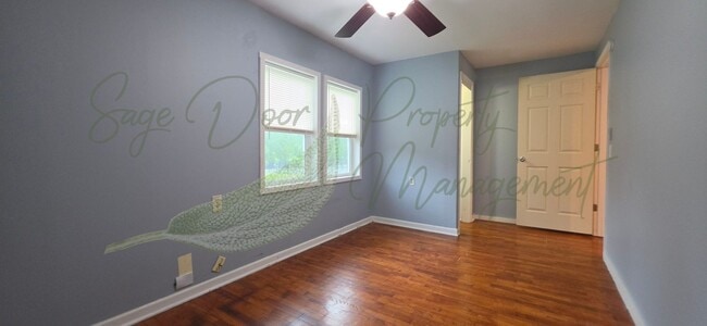Photo - 630 N Pleasant St Unit 2