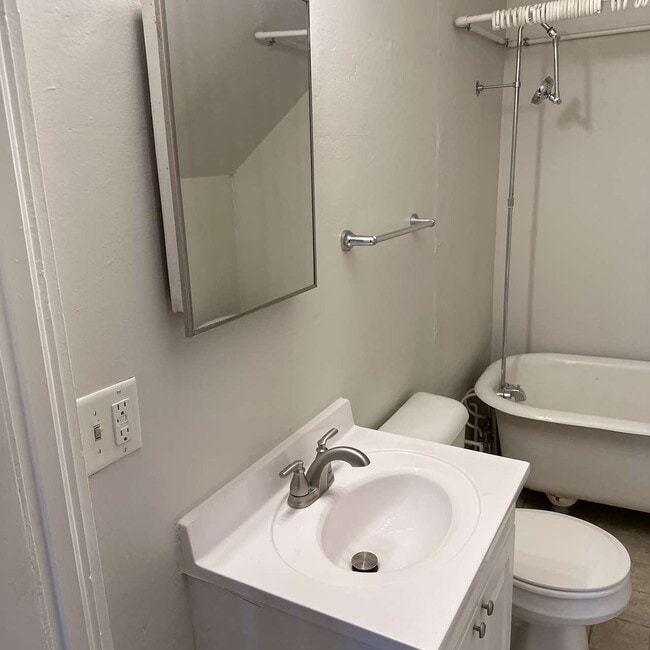 Photo - 1416 Lincoln Ave Unit A