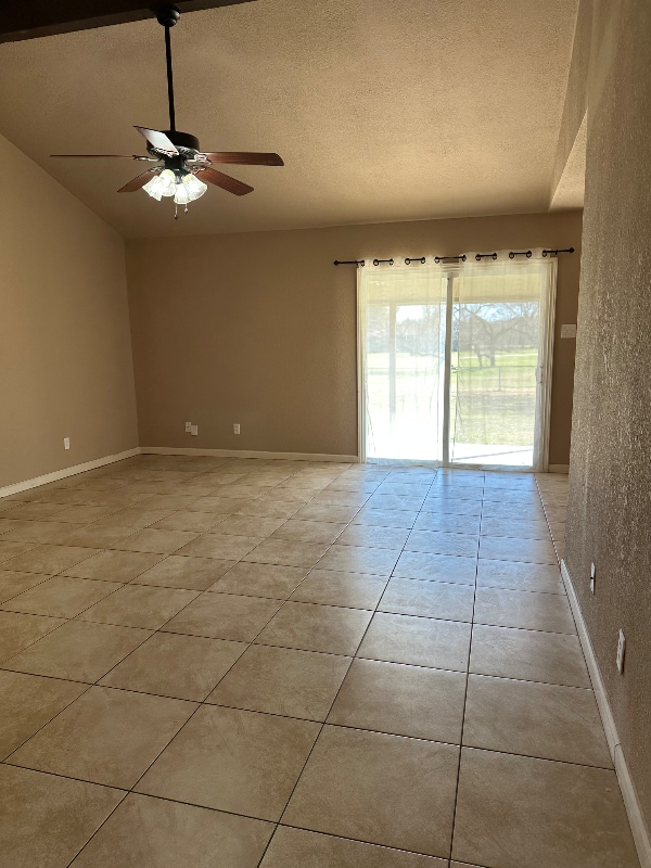 Photo - 7916 Shannon Ln