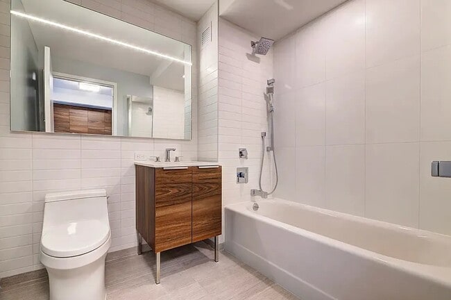 Photo - 171 Suffolk St Unit 4D