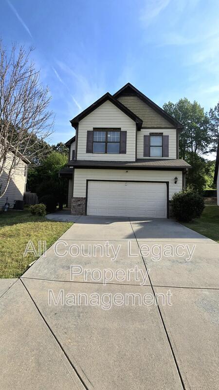 Building Photo - 676 Grenier Terrace NE